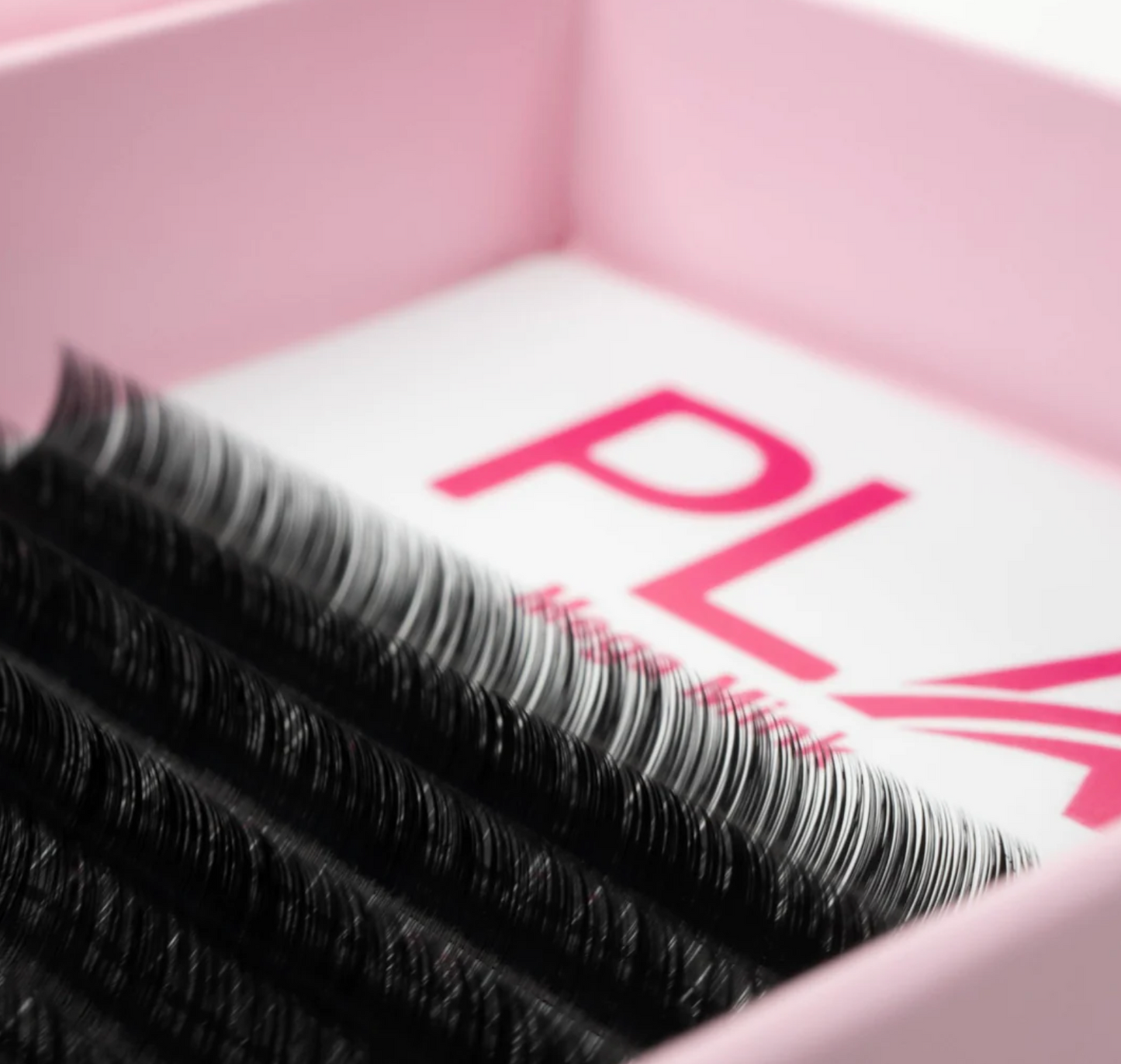 0.03 Mega Mink Volume Lash Tray